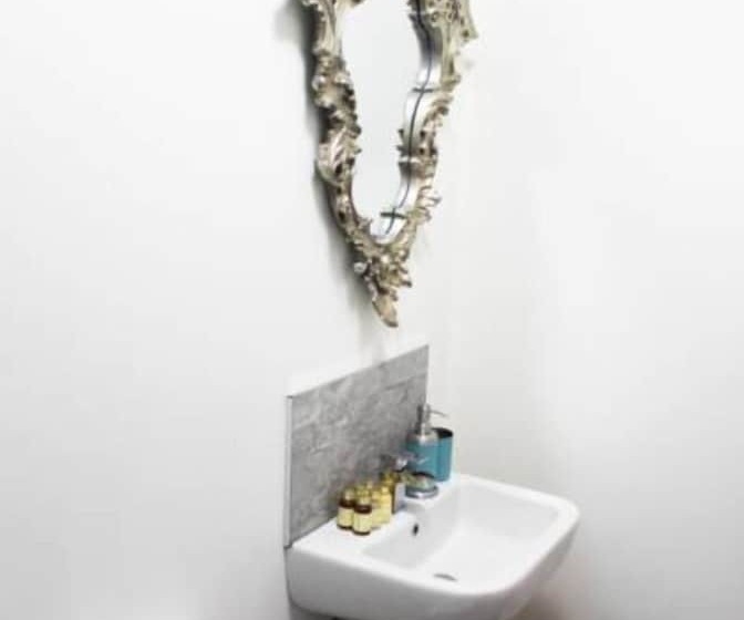 בית מלון כפרי Mrs Salisbury S Serviced Accommodation