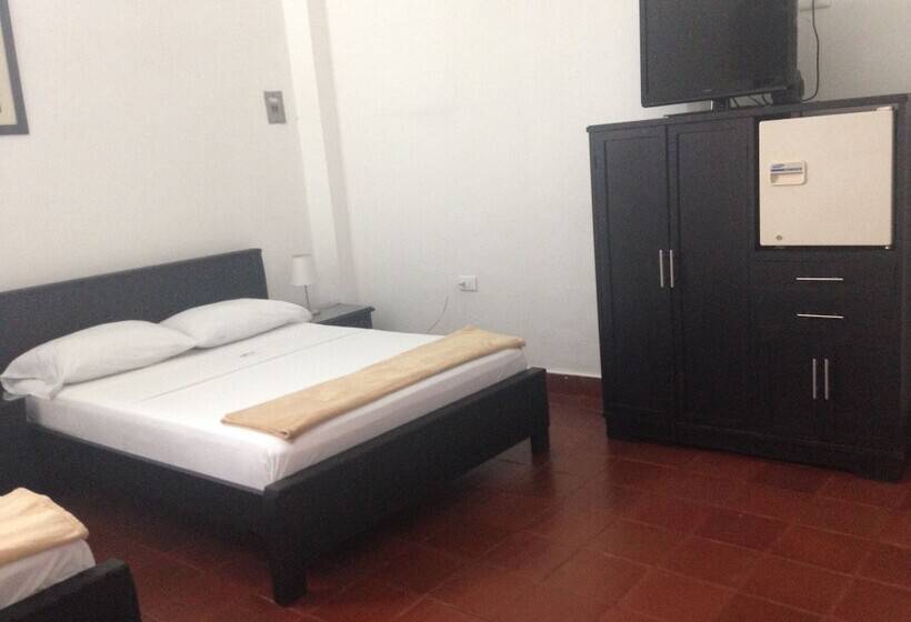 Hotel Pacanaima