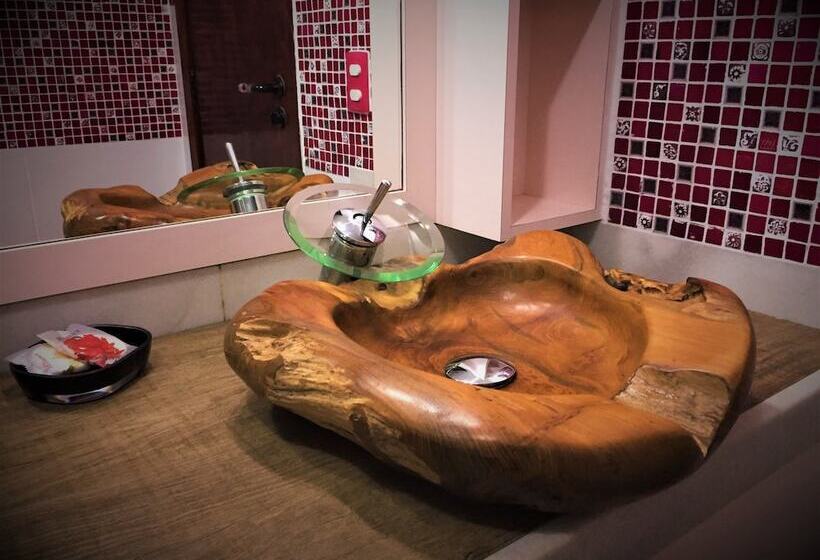 فندق Pousada Flamboyant Village