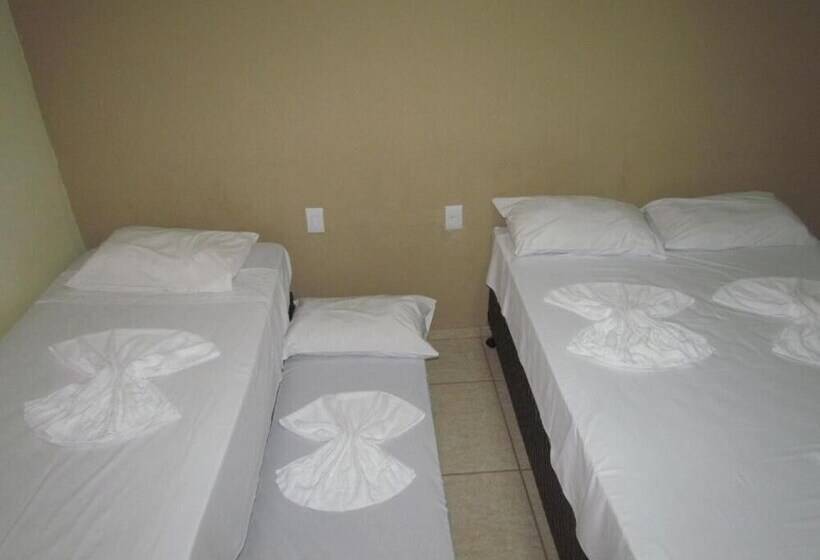 호텔 Pousada Quinta Das Aroeiras