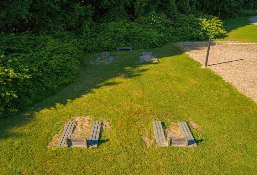 هتل Sun Outdoors Mystic