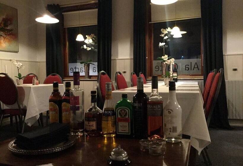 ホテル Syvsten Kro