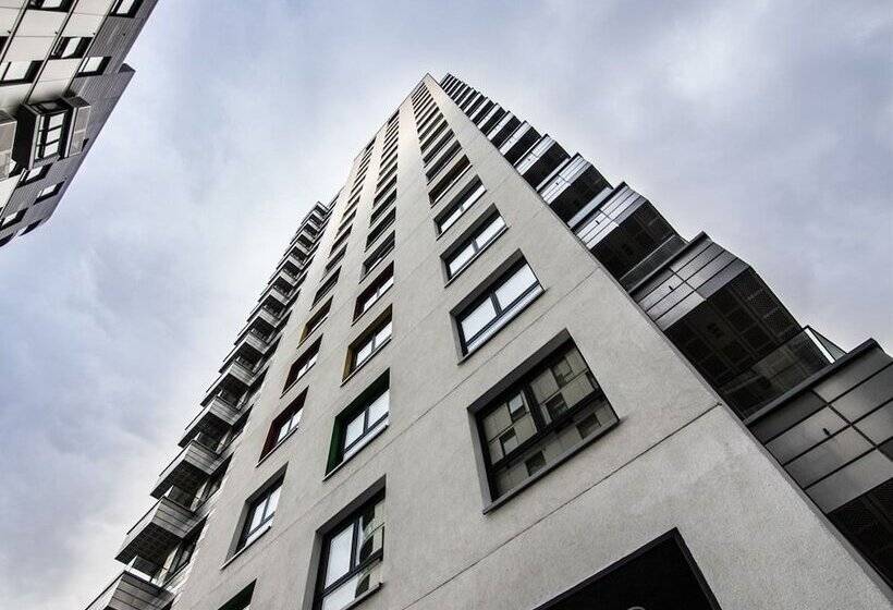 호텔 The Penthouse At Hewitt