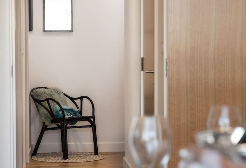 호텔 The Penthouse At Hewitt