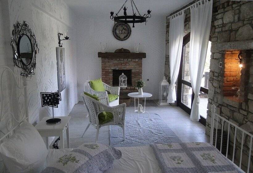 Отель The Stone Castle Boutique