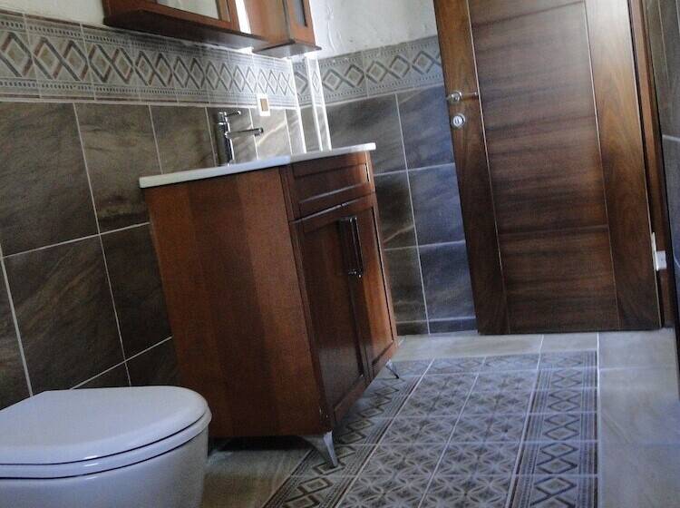 Отель The Stone Castle Boutique