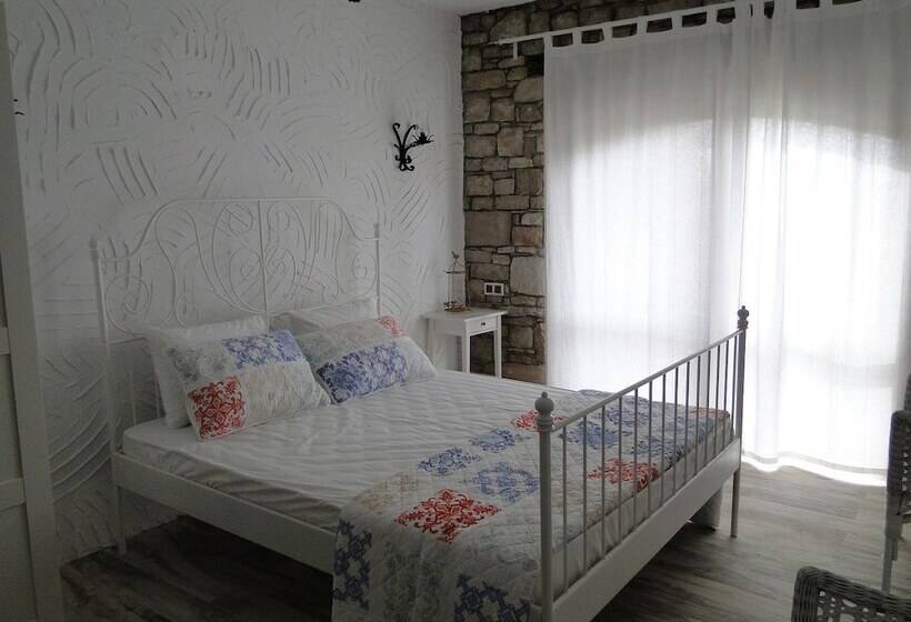 Отель The Stone Castle Boutique