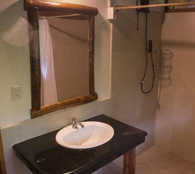 هتل Tres Ríos Jungle Lodge