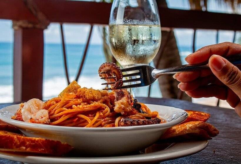 ホテル Tronco Bay Inn