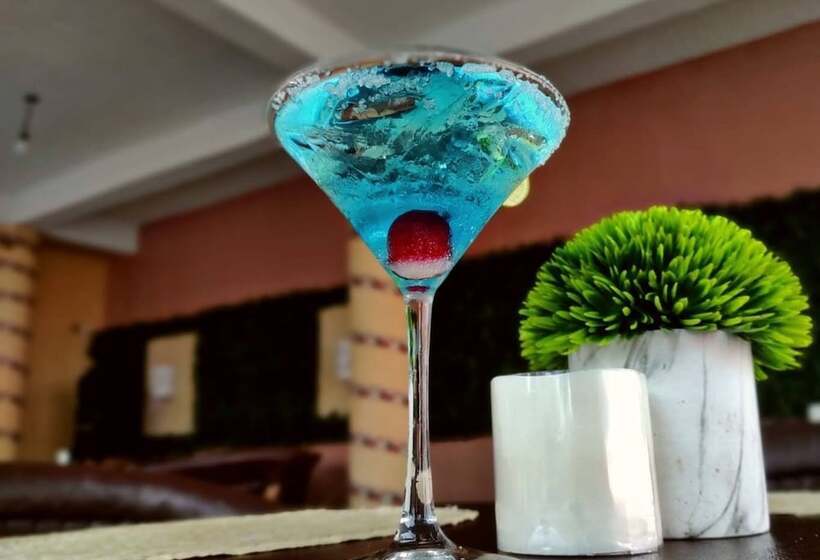 ホテル Tronco Bay Inn