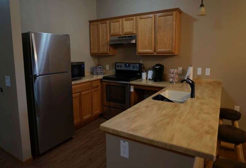 فندق Woodside Old Towne