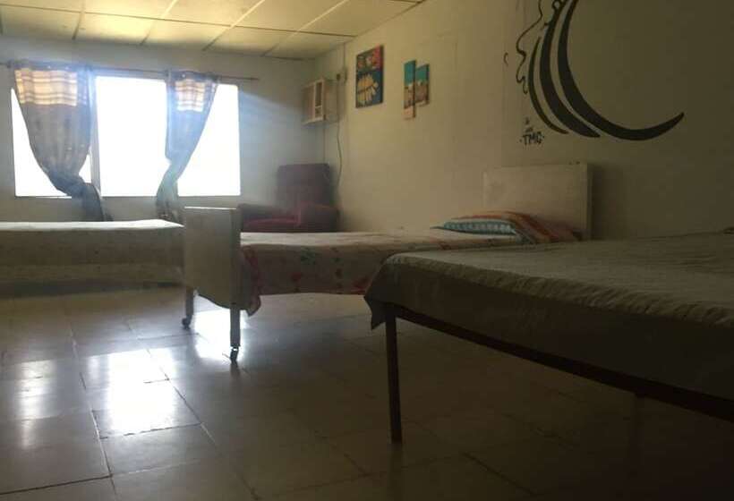 La Perla Del Pacifico   Hostel