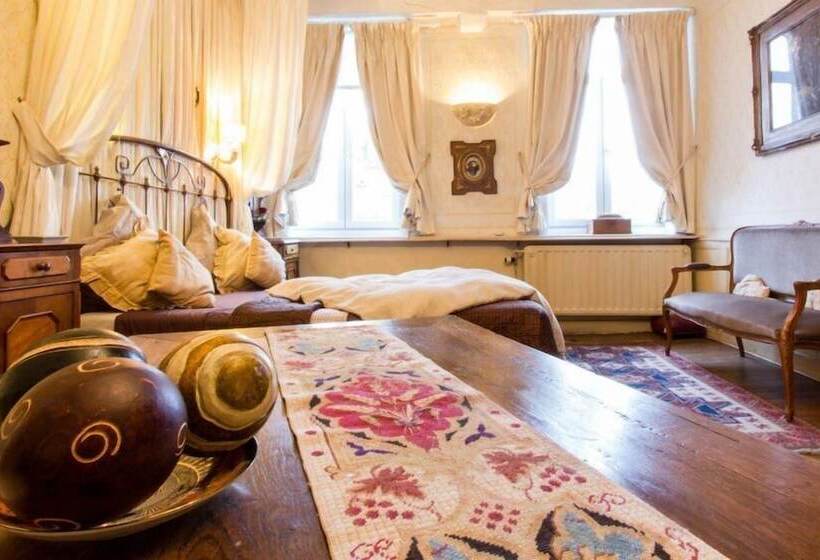 Le Petit Chapitre   Chimay B & B