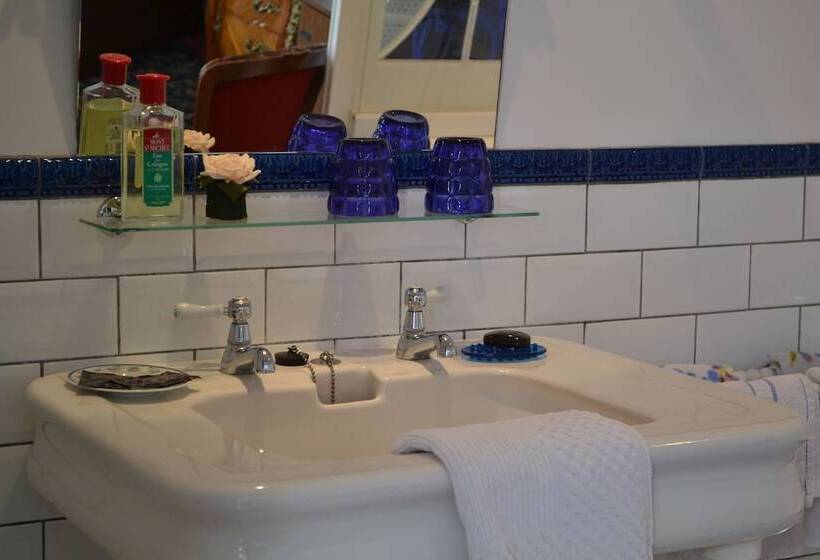 Le Petit Chapitre   Chimay B & B