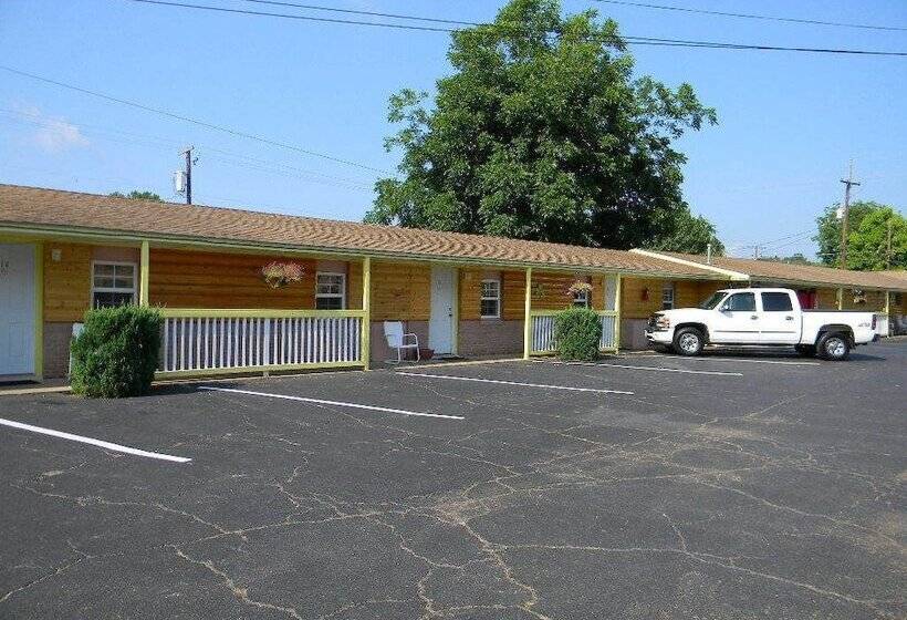 Little Shamrock Motel