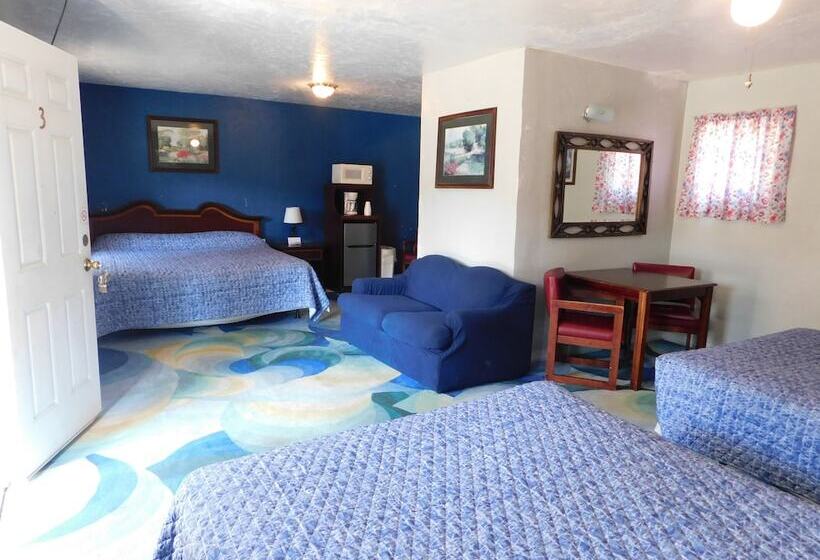 Little Shamrock Motel