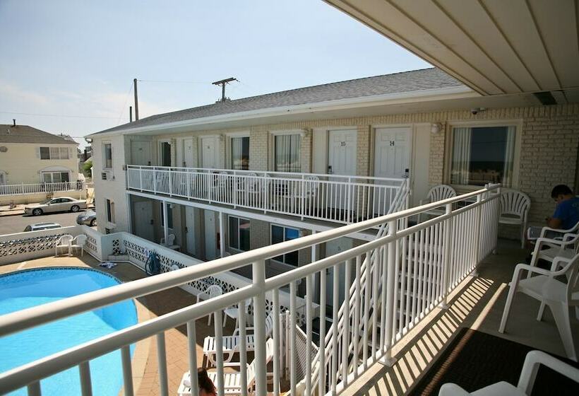 Luna Mar Motel
