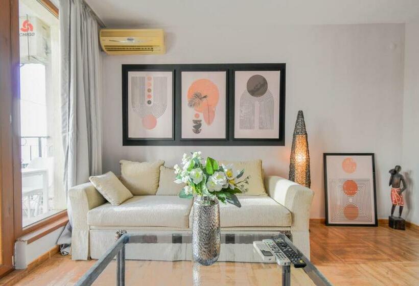 Royal Bay Apartments With Self Check In