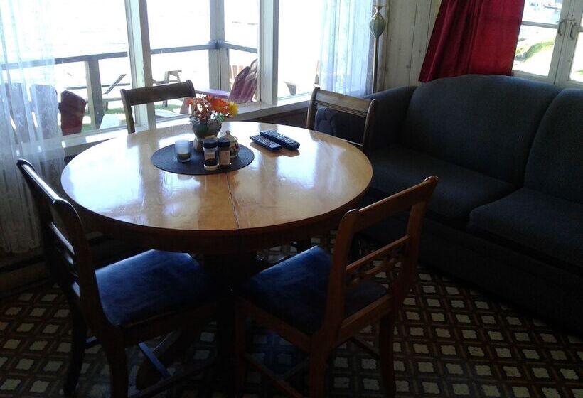 Minnehaha Camp Resort