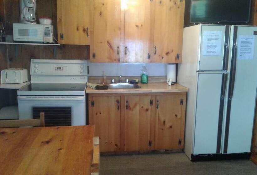 Minnehaha Camp Resort