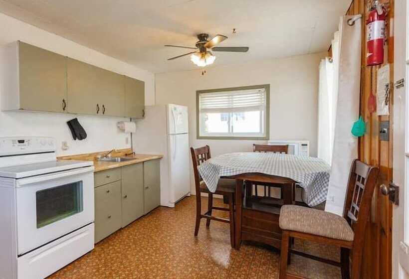 Minnehaha Camp Resort