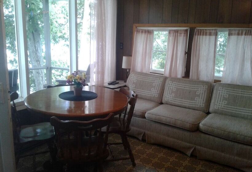 Minnehaha Camp Resort