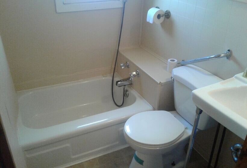 Minnehaha Camp Resort