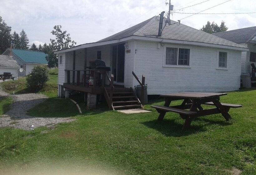 Minnehaha Camp Resort