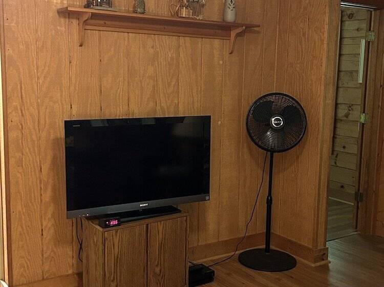 Misty Creek Log Cabins