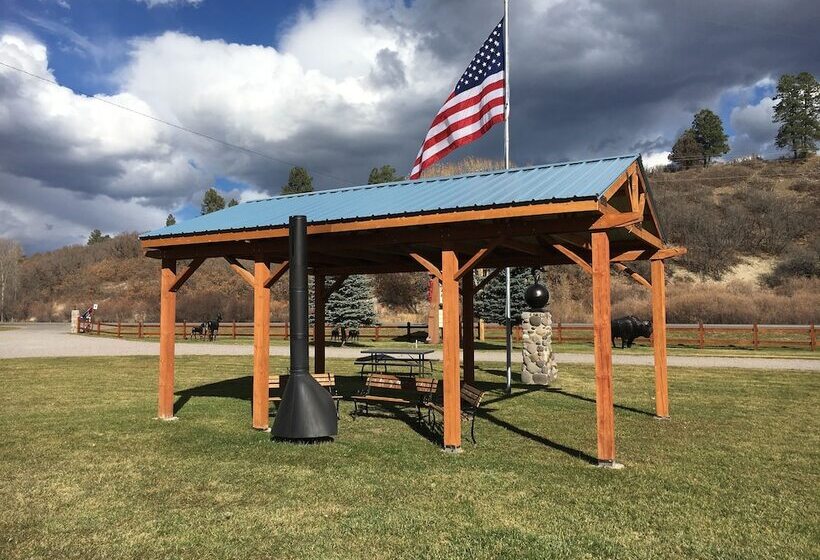 モーテル Chama River Bend Lodge