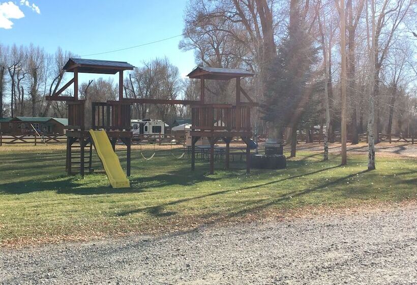 モーテル Chama River Bend Lodge