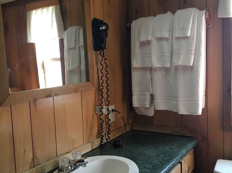 モーテル Chama River Bend Lodge