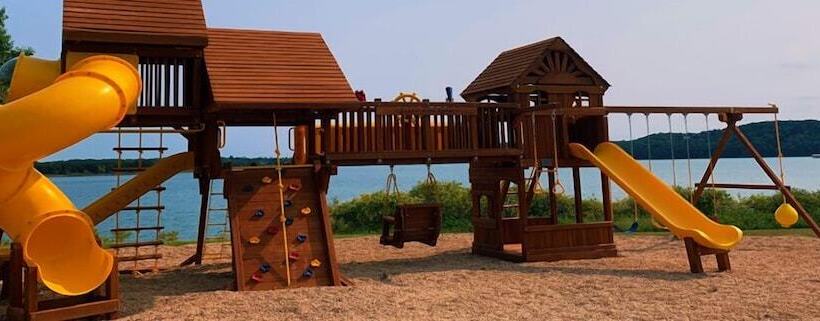 فندق على الطريق Coppermine Lodge