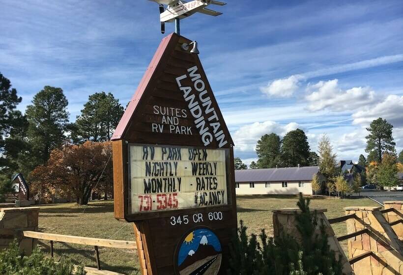 모텔 Mountain Landing Suites & Rv Park
