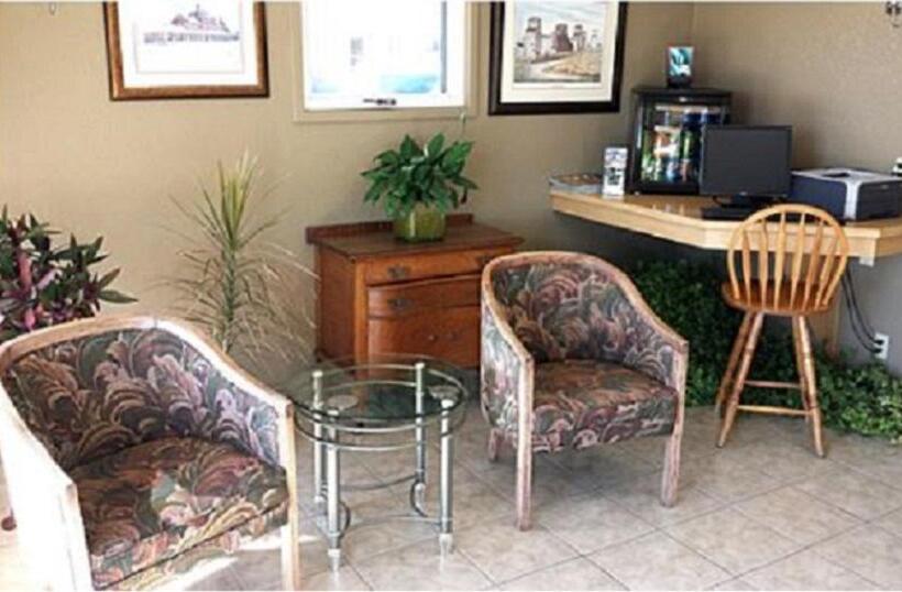 מוטל Prairie Mountain Inn