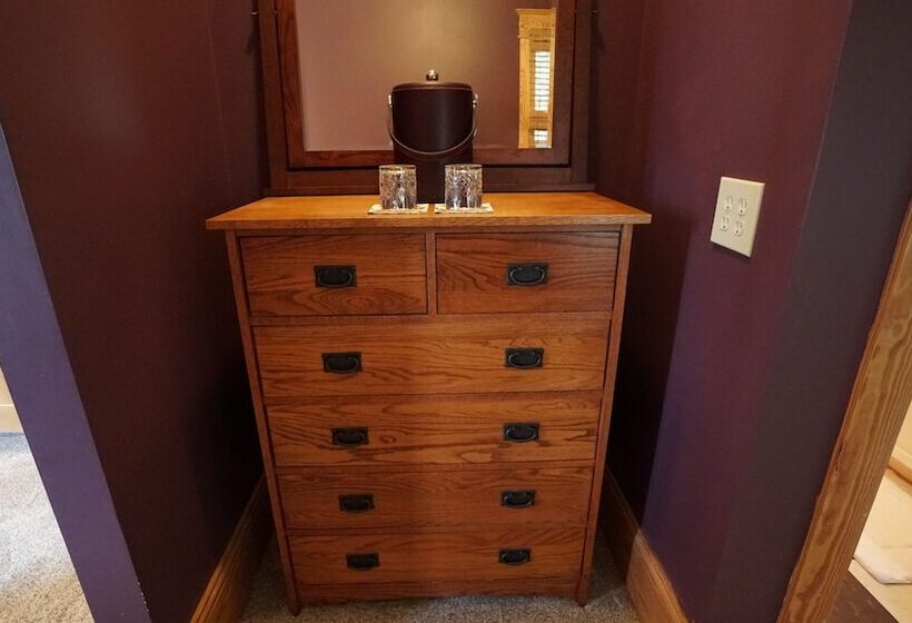 بنسيون Cameron House Inn