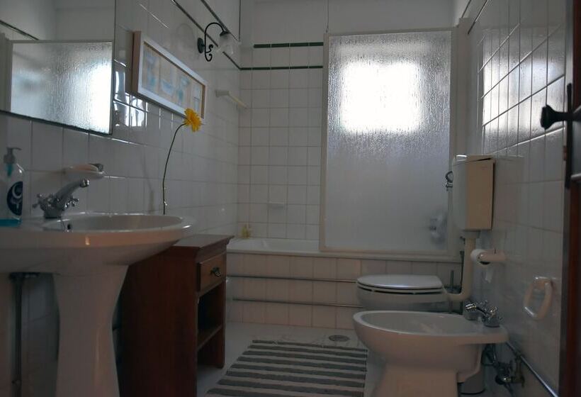 Пансион Casas Do Adro