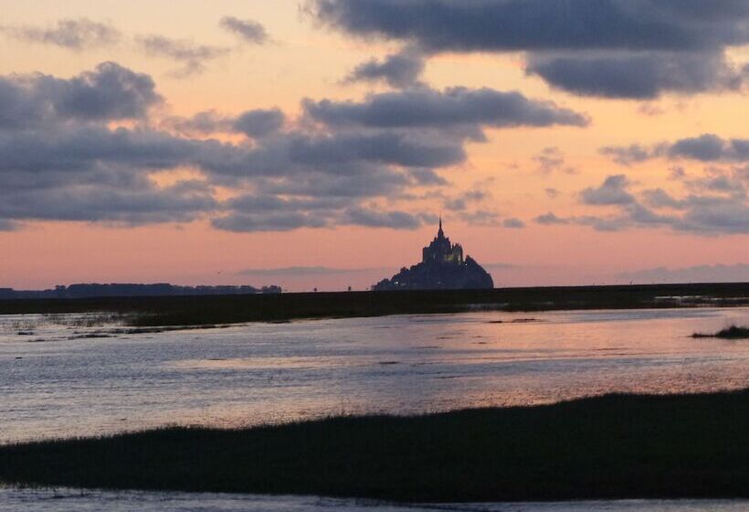 פנסיון Clos Margottieres