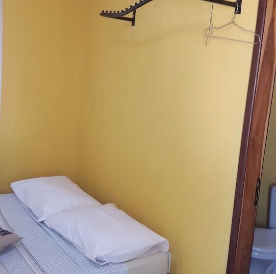 פנסיון Complexo Halley