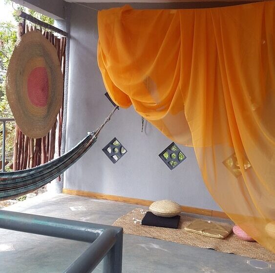 פנסיון Complexo Halley