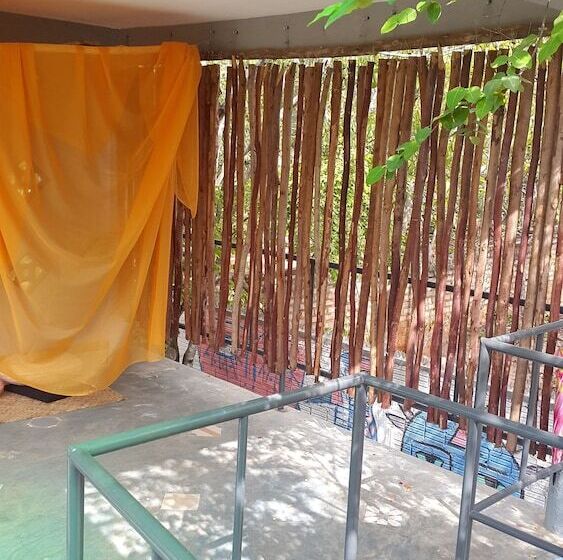 פנסיון Complexo Halley