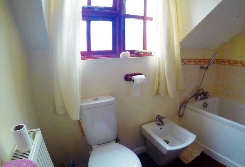 Пансион Cotefields Bed & Breakfast