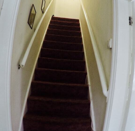 Пансион Cotefields Bed & Breakfast