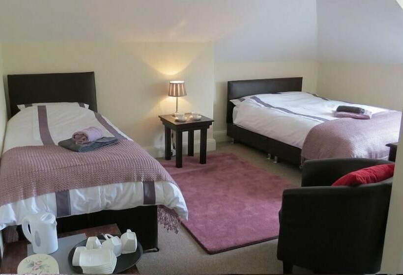 膳宿费 Eagle Lodge Rooms