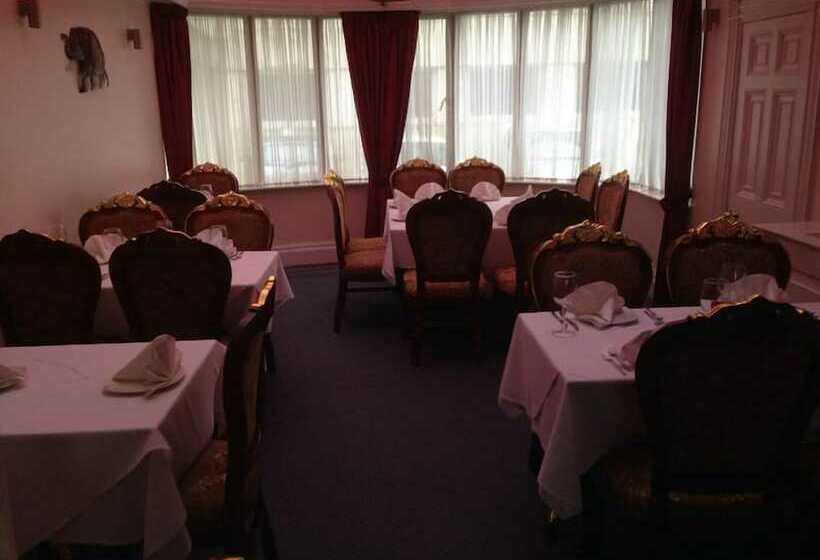 膳宿费 Eagle Lodge Rooms