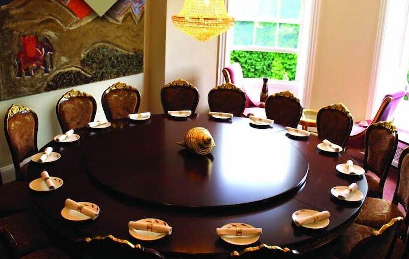 膳宿费 Eagle Lodge Rooms