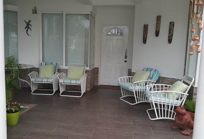 פנסיון Hospedaje Solymar Islas