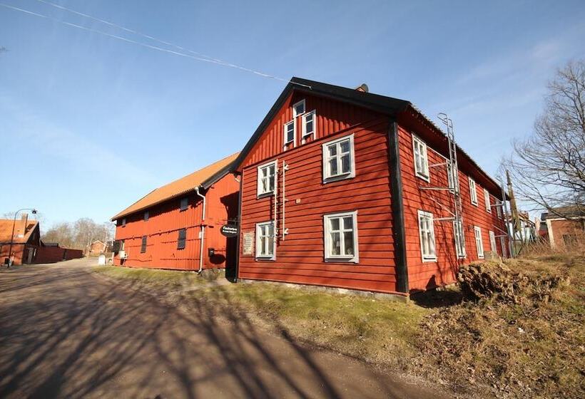 פנסיון Mallboden Café & Vandrarhem