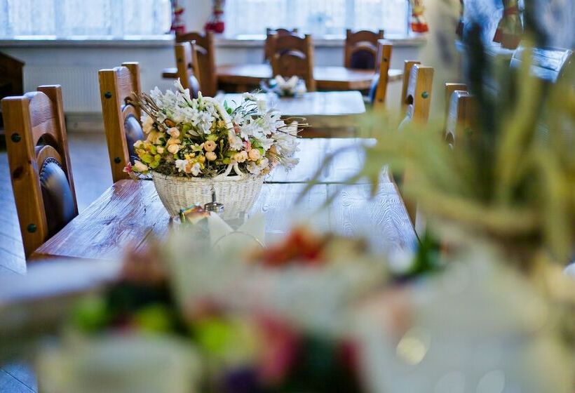 膳宿费 Medvezhiy Ugol