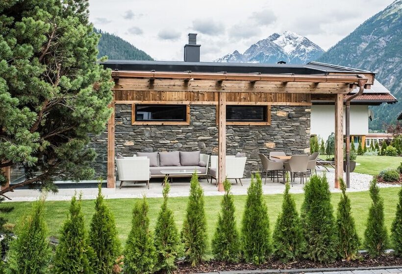 بنسيون Pepis Suites Lechtal Apartments